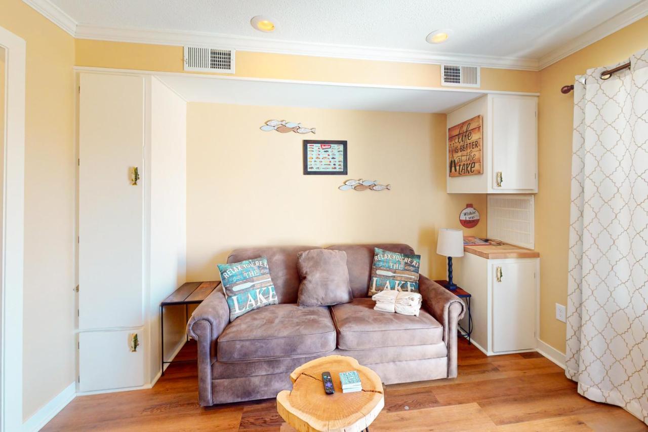 Cool Water Apartment Moneta Bagian luar foto